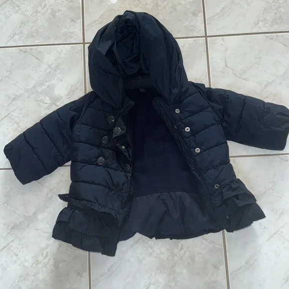 Navy Blue Ruffle GAP- Winter Coat Size 12-18 months - Picture 3 of 10